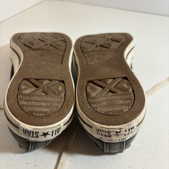 Converse all star unisex low top lace up‎ shoes in size 7 women’s size 5 men’s - Picture 11 of 11